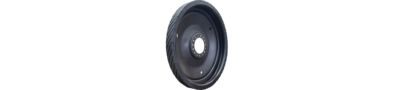 Photo of Rebuild drive wheel for Caterpillar 35-55 series tractors