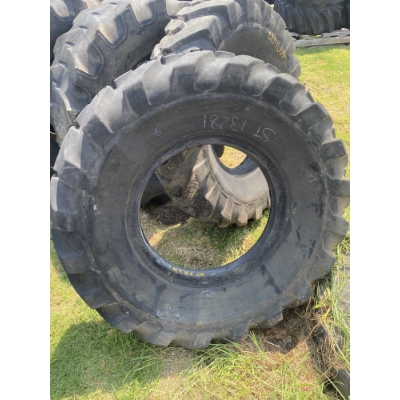 Kumho Re-Mould - Grader  tyre