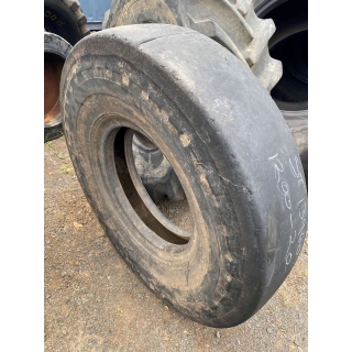 Bridgestone Smooth truck tyre